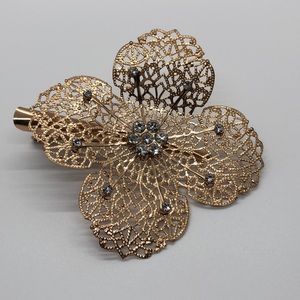 Hair accessory 🎁FREE with any purchase